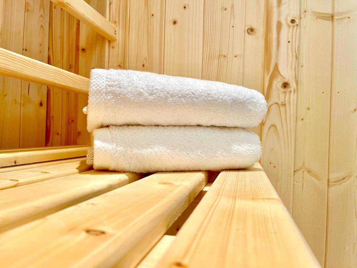 Cocon Luxe - Sauna & Balneo Au Coeur De 兰斯 外观 照片